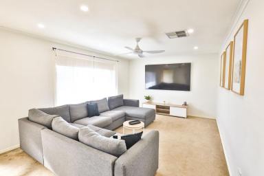 Townhouse For Sale - VIC - Mildura - 3500 - CONVENIENT & WELL LOCATED  (Image 2)