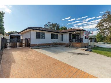 House Sold - NSW - Forster - 2428 - Caribbean Avenue Charmer: Your 4 Bedroom Coastal Haven in Forster  (Image 2)