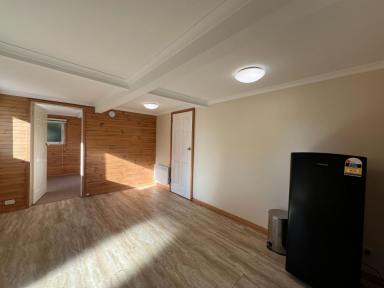 Flat Leased - TAS - Mount Stuart - 7000 - Central & Sunny 1 bedroom + study  (Image 2)