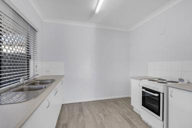 House Leased - QLD - Parramatta Park - 4870 - City Fringe Home!  (Image 2)