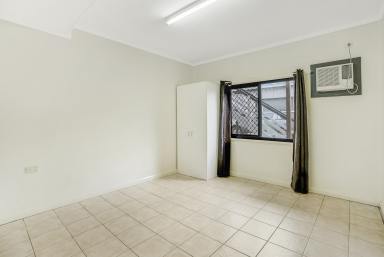 House For Lease - QLD - Bungalow - 4870 - FRESH AND MODERN DOWNSTAIRS HOME.  (Image 2)