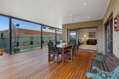 House For Sale - VIC - Junortoun - 3551 - Perfect for the Modern Family  (Image 2)