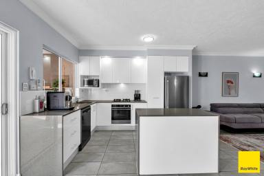 Apartment For Sale - QLD - Cairns North - 4870 - The Lakes Resort - Renovated Lake Morris Apartment  (Image 2)