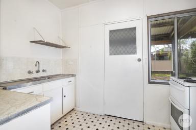House Leased - VIC - Sebastopol - 3356 - TWO BEDROOM HOME ON PRIVATE BLOCK  (Image 2)