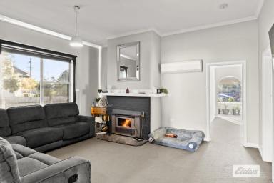 House For Sale - TAS - Ulverstone - 7315 - HOME WITH POTENTIAL DEVELOPMENT  (Image 2)