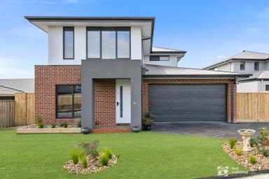 House For Sale - VIC - Botanic Ridge - 3977 - BUILT WITH FAMILY LIVING IN MIND  (Image 2)