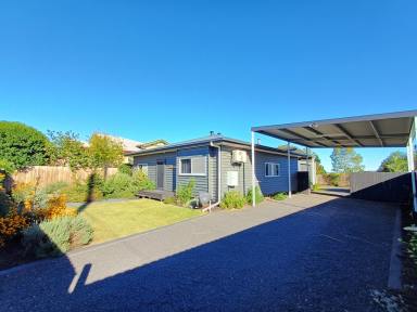 House For Lease - QLD - Childers - 4660 - Newly Renovated Home  (Image 2)
