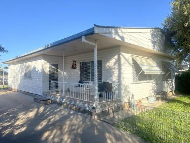 House For Sale - NSW - Moree - 2400 - TENANT IN PLACE - GROSS RETURN 8.68%  (Image 2)