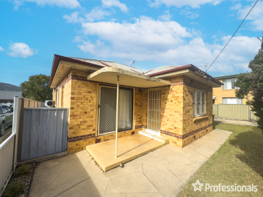 House For Lease - NSW - South Tamworth - 2340 - 192 Goonoo Goonoo Road  (Image 2)