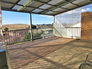 House For Lease - NSW - Cooma - 2630 - 18 Warra Street Cooma  (Image 2)