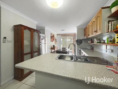 Unit For Sale - NSW - Inverell - 2360 - Immaculate 2 Bedroom Unit  (Image 2)