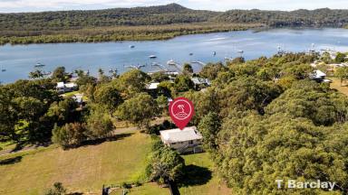 House For Sale - QLD - Russell Island - 4184 - Cypress Timber Framed Home with Expansive Under-House Garaging  (Image 2)