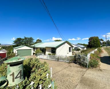 House Leased - NSW - Cooma - 2630 - 14 Orana Avenue  (Image 2)