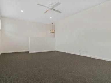 Townhouse For Lease - NSW - Moama - 2731 - Quality and Location  (Image 2)