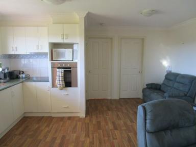 House Leased - VIC - Swan Reach - 3903 - FULLY FURNISHED GRANNY FLAT WITH VIEWS  (Image 2)