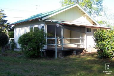 House For Lease - NSW - Exeter - 2579 - Quaint Weatherboard Cottage  (Image 2)