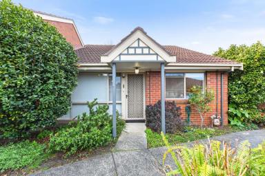 Retirement For Sale - VIC - Blackburn South - 3130 - Stunning Two Bedroom Home in Blackburn South  (Image 2)