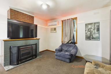 House For Sale - VIC - Corryong - 3707 - ENTRY LEVEL HOME  (Image 2)