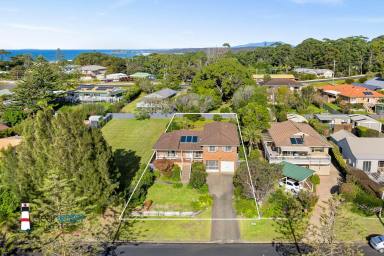 House For Sale - NSW - Tuross Head - 2537 - Large Beachside Home @ Tuross Head  (Image 2)