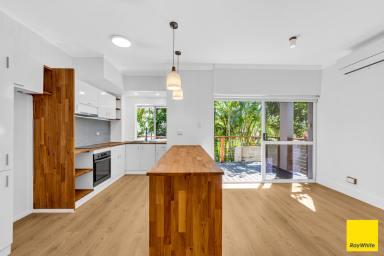 Townhouse For Sale - QLD - Freshwater - 4870 - Fully Renovated Townhouse | Invest or First Nest  (Image 2)