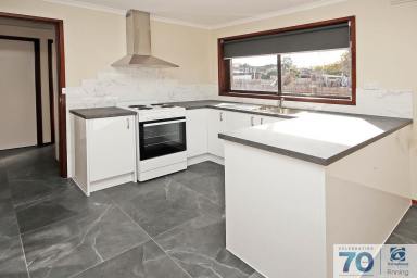 Unit Leased - VIC - Cranbourne - 3977 - 2 BEDROOM UNIT  (Image 2)