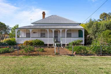 House For Sale - QLD - Clifton - 4361 - Character, Charm, and Rural Living  (Image 2)