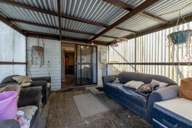 House For Sale - VIC - Minyip - 3392 - Charming 2-Bedroom House with Spacious Shed in Minyip  (Image 2)