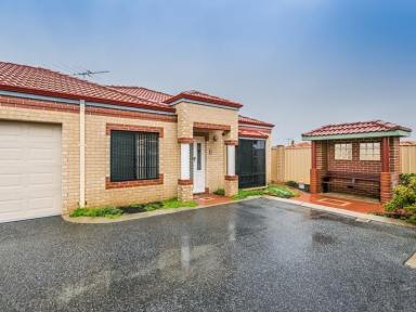 House Sold - WA - Hillarys - 6025 - Bright and Stylish Low Maintenance 3-Bedroom Unit in Prime Location  (Image 2)