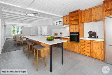 House Auction - VIC - Ballarat Central - 3350 - Central Living With An Abundance Of Options  (Image 2)