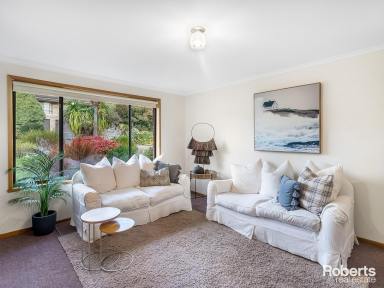 Unit Sold - TAS - Montrose - 7010 - LEVEL LOW MAINTANCE  LIVING  (Image 2)