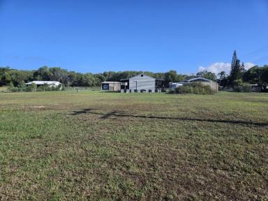 Residential Block For Sale - QLD - Forrest Beach - 4850 - 1,992 SQ.M. (JUST UNDER 1/2 ACRE) CORNER BEACH BLOCK!  (Image 2)