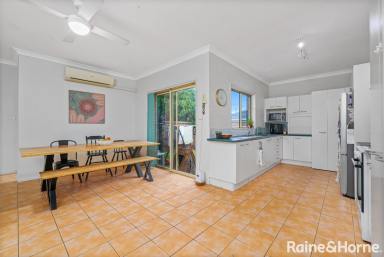 Villa Leased - NSW - Worrigee - 2540 - 3 Bedroom townhouse  (Image 2)