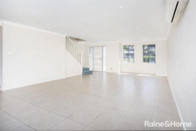 House Leased - NSW - Flinders - 2529 - LEASED BY RAINE & HORNE KIAMA  (Image 2)