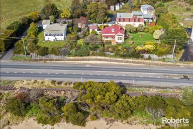 Acreage/Semi-rural For Sale - TAS - Camdale - 7320 - Two historic homes on one title  (Image 2)