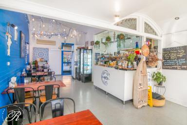 Business For Sale - NSW - Gloucester - 2422 - Land & Sea Cafe in Gloucester  (Image 2)