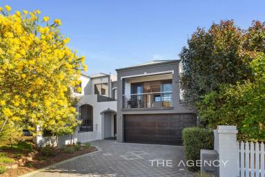 House Sold - WA - Joondanna - 6060 - Superb Two-Storey House With Sparkling Pool!  (Image 2)