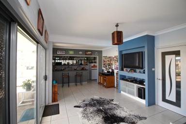 Acreage/Semi-rural For Sale - NSW - Inverell - 2360 - Town and Country Living At its Best  (Image 2)