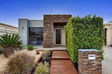 House For Sale - VIC - Mildura - 3500 - Modern Elegance Meets Practical Design in This Stunning Home  (Image 2)