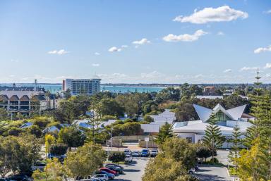 Apartment Sold - WA - Mandurah - 6210 - 7th FLOOR, OCEAN VIEWS & NORTH  (Image 2)