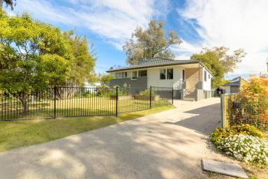 House For Sale - NSW - Moree - 2400 - RENOVATED AND READY TO GO!  (Image 2)