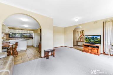 Unit Sold - VIC - Cranbourne - 3977 - ONE FOR THE INVESTORS, FHB'S & DOWNSIZERS!  (Image 2)