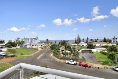 Unit For Lease - QLD - Bargara - 4670 - Ocean views in the heart of Bargara  (Image 2)