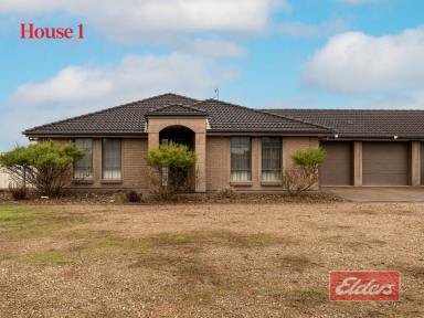 House For Sale - SA - Lower Light - 5501 - OUTSTANDING HOUSE ON 48 ACRES  (Image 2)