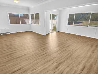 House Leased - NSW - Leeton - 2705 - LARGE 3 BEDROOM FAMILY HOME  (Image 2)