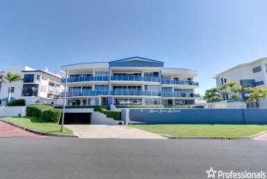 Apartment For Sale - QLD - Mackay Harbour - 4740 - 3 Bedroom Marina Apartment!  (Image 2)