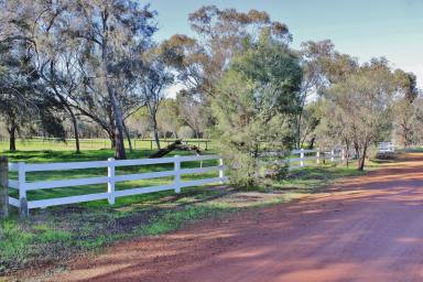 Acreage/Semi-rural For Sale - WA - Woodanilling - 6316 - Weekend Wonder  (Image 2)