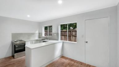 Townhouse For Sale - QLD - Edmonton - 4869 - Renovated Townhouse - Pool & Courtyard!  (Image 2)