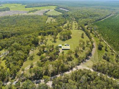 House For Sale - QLD - Goomboorian - 4570 - BRING THE HORSES FOR TRAIL RIDING IN YOUR BACKYARD  (Image 2)