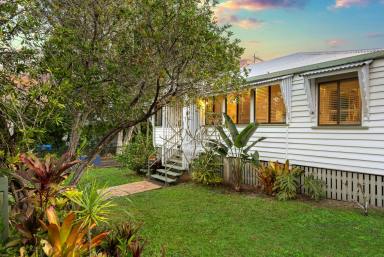 House For Sale - QLD - Cooroy - 4563 - Character Cottage in Cooroy Zoned Medium Density  (Image 2)