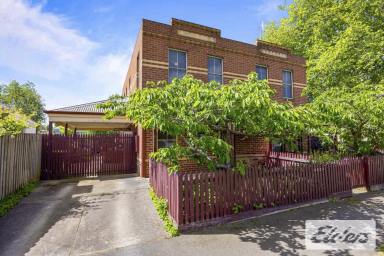 Townhouse For Sale - VIC - Ballarat Central - 3350 - Modern Two-Bedroom Townhouse in Prime Ballarat Central Location  (Image 2)